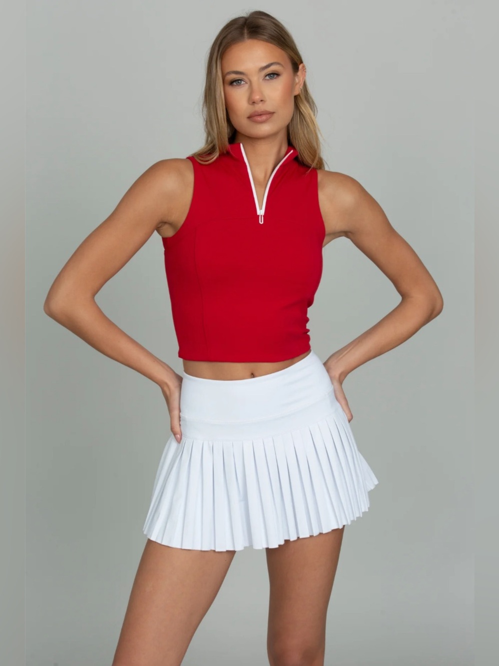 Gold Hinge White Pleated Skirt size L